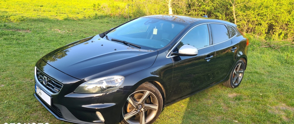 Volvo V40 cena 44900 przebieg: 229000, rok produkcji 2015 z Nowy Dwór Gdański małe 742